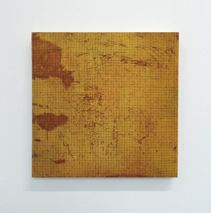 Gridded Black Under Yellow Over Red