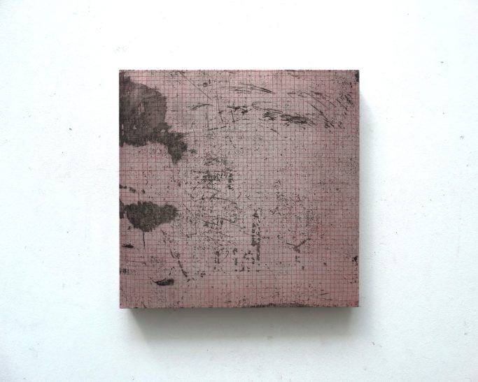 Gridded Red Under Black
